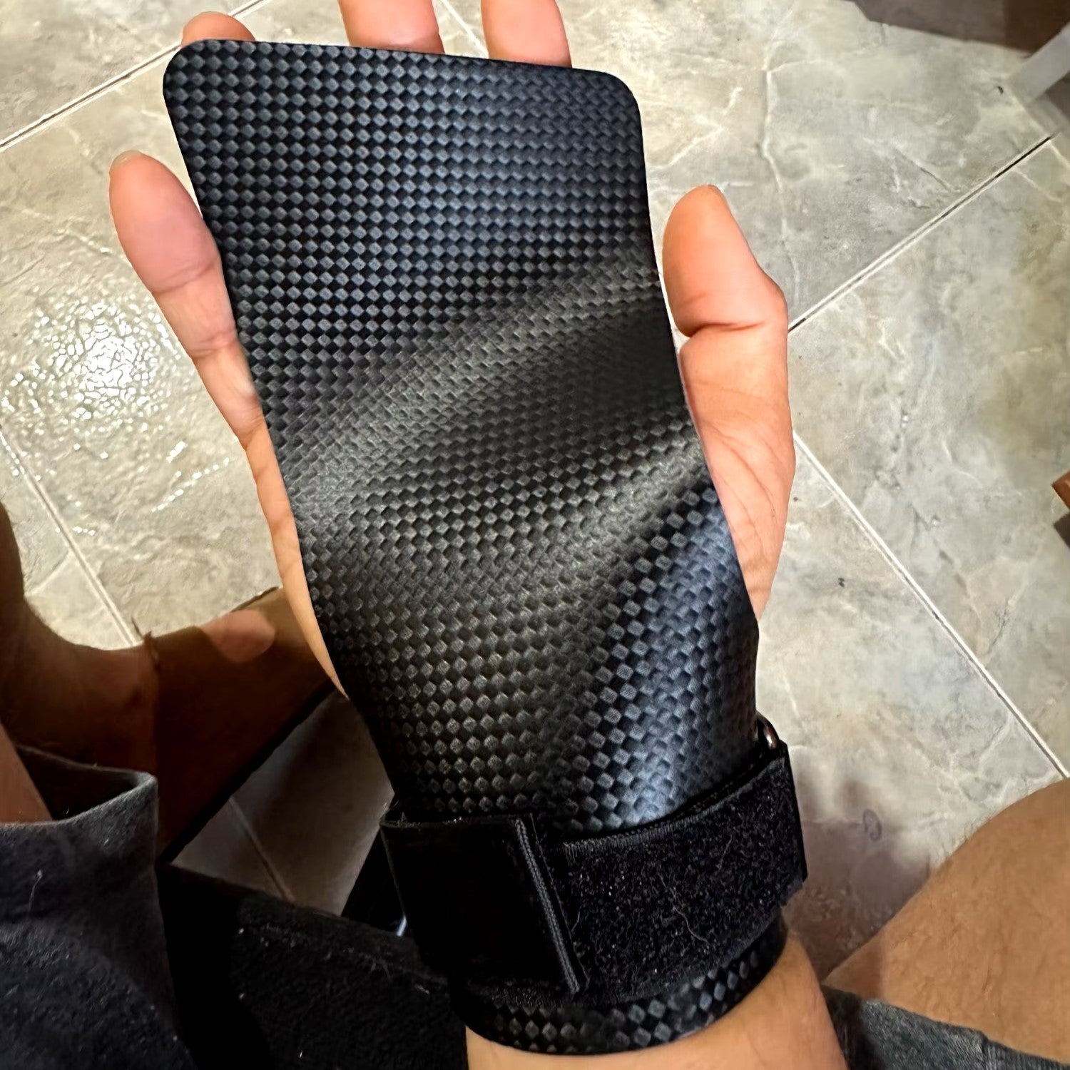 Poignet de Force - CarbonGrip™ - Noir - Do muscu